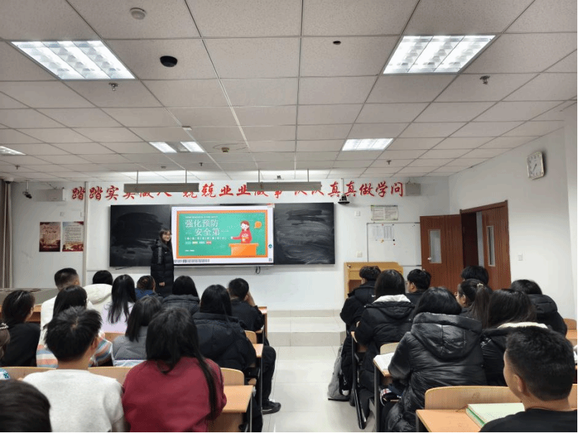 766b3f23e5b23e682fec7bc7861e1a9e