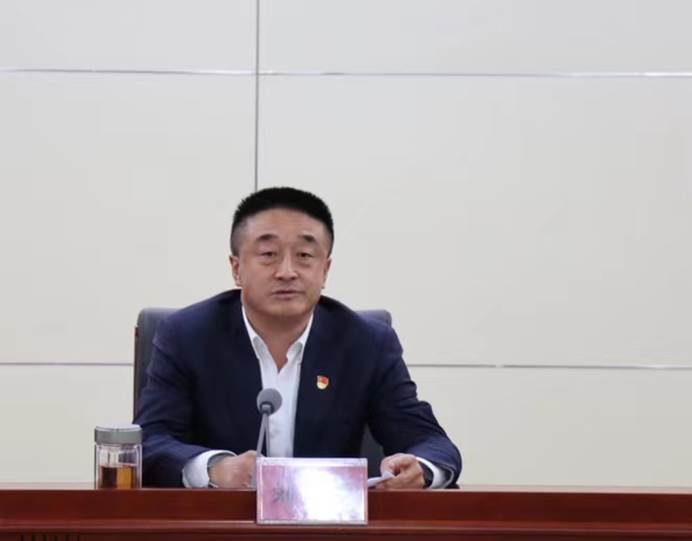 88a15b7f80323e8f4002b064f9897ce