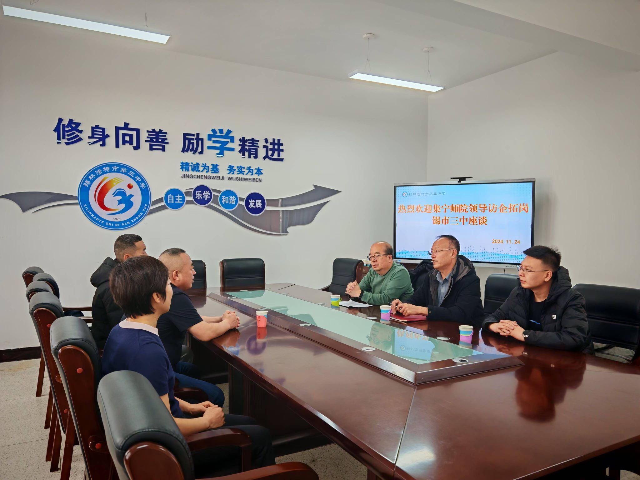 b5cd19629f72e802fccfae3cab74eb2